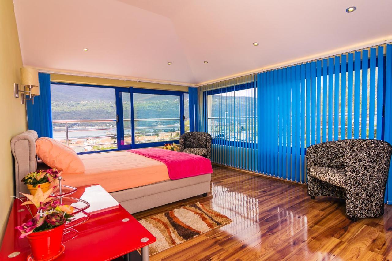 Villa Sea-N-Sun, 7 Bedrooms & Pool, Nearby Portonovi Marina. Дженовичи Экстерьер фото